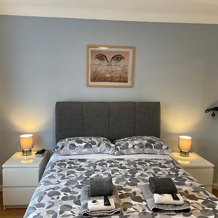 Kensal Lodge 2 Guest House ลอนดอน ภายนอก รูปภาพ