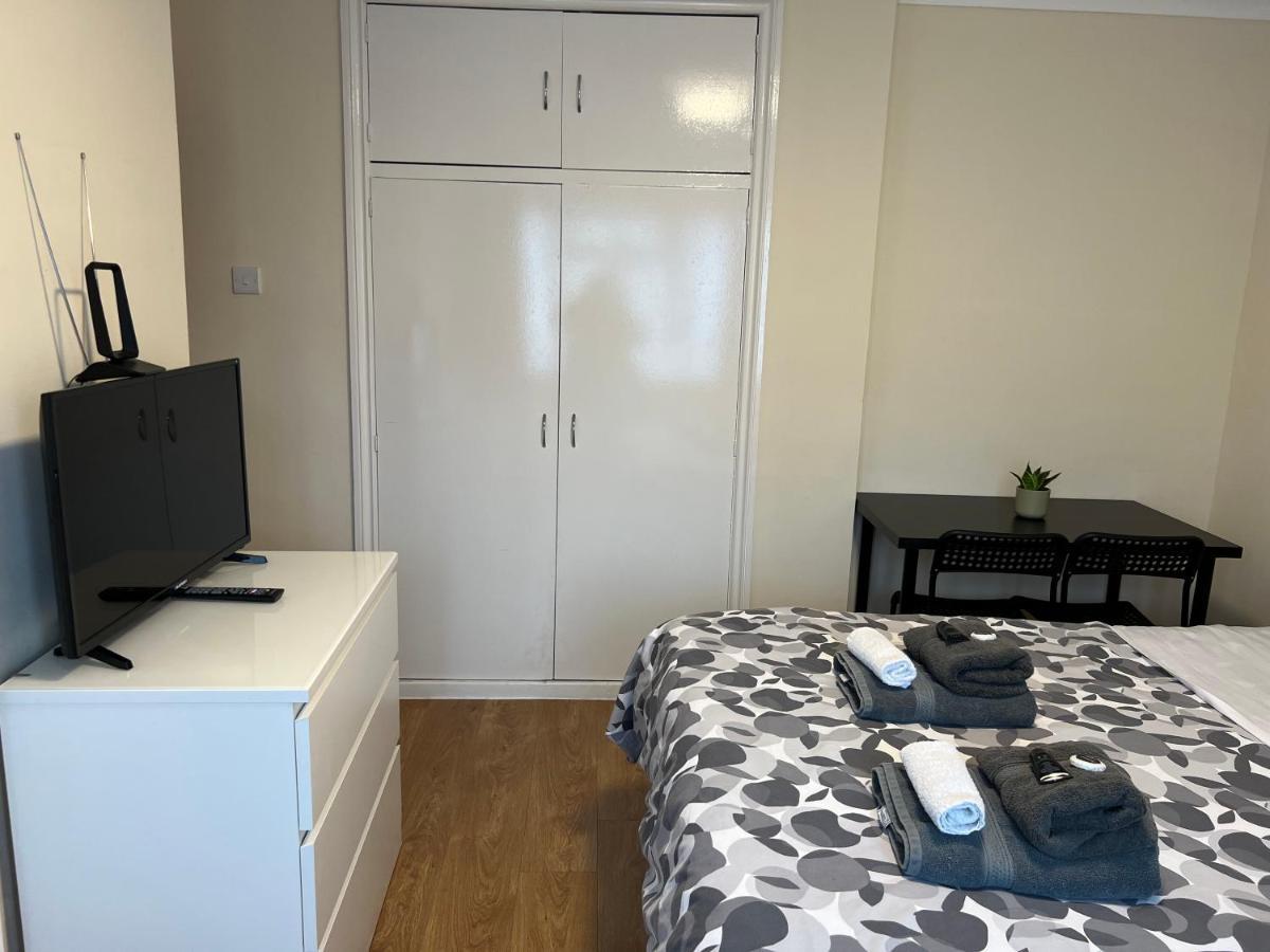 Kensal Lodge 2 Guest House ลอนดอน ภายนอก รูปภาพ