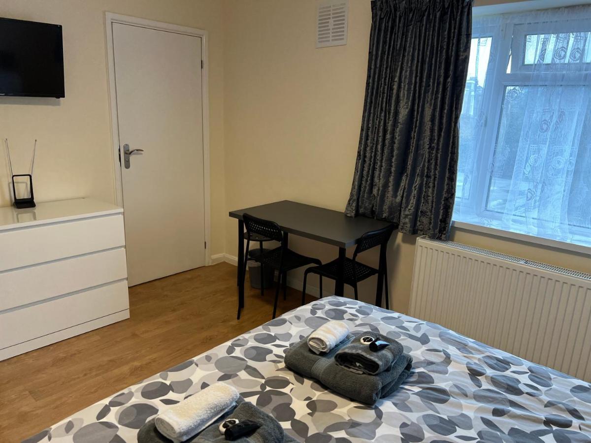 Kensal Lodge 2 Guest House ลอนดอน ภายนอก รูปภาพ