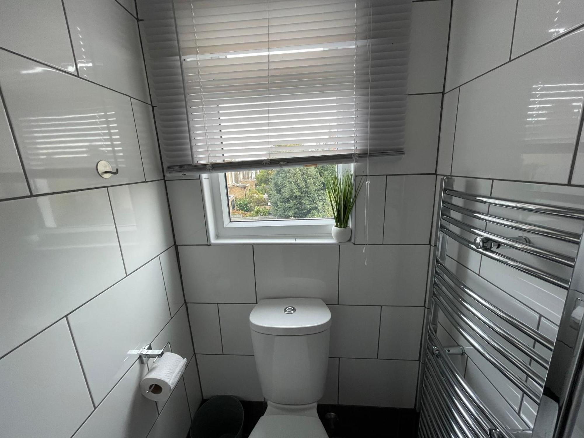 Kensal Lodge 2 Guest House ลอนดอน ภายนอก รูปภาพ