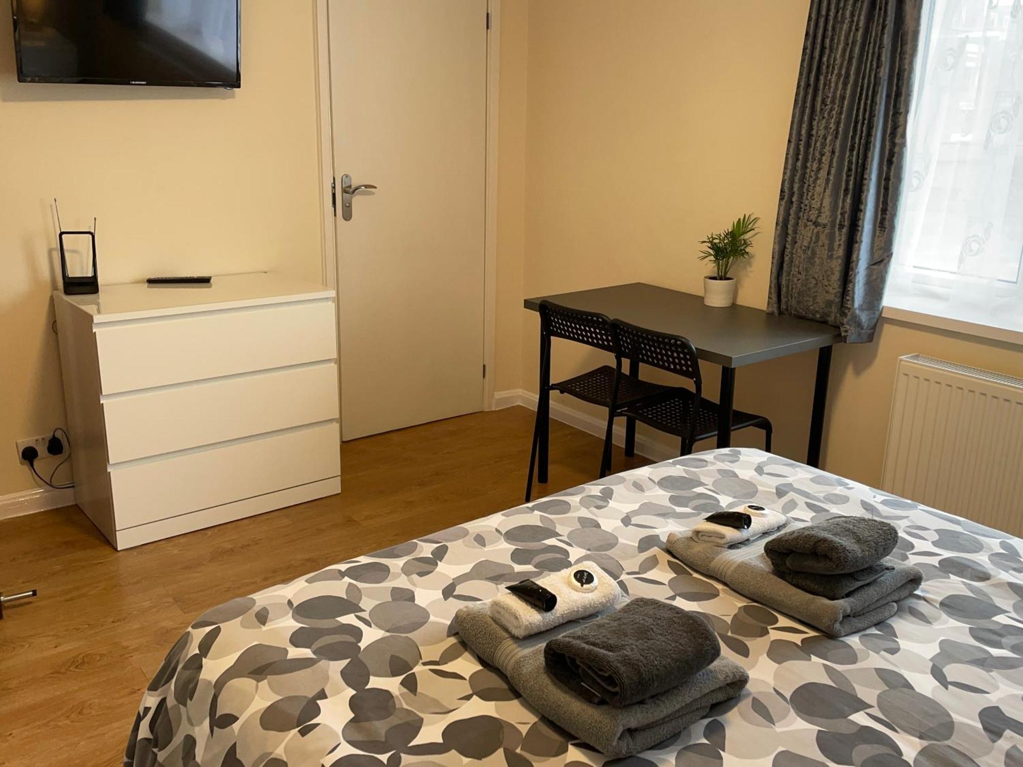 Kensal Lodge 2 Guest House ลอนดอน ภายนอก รูปภาพ